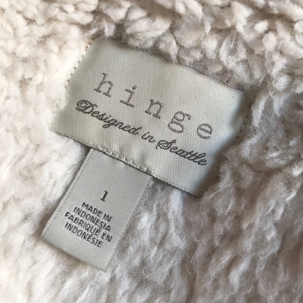 HINGE TAN AND CREAM COZY CHIC LARGE BROWN VEST